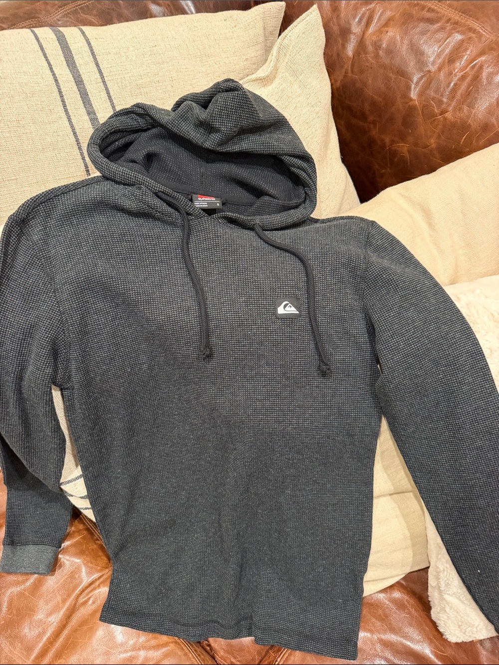 Quiksilver Men's Charcoal Waffle-Knit Hooded Pullover light weight